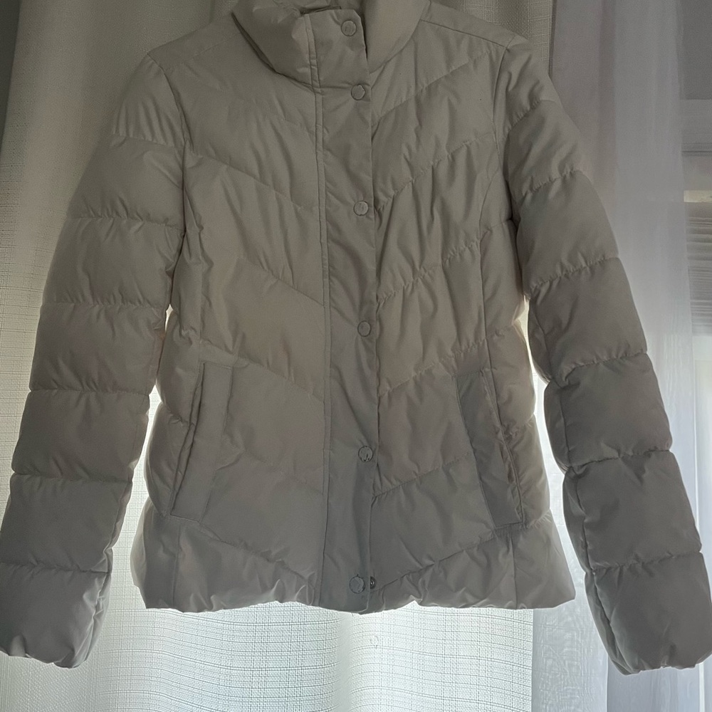GAP Women's Cream Puffer Jacket